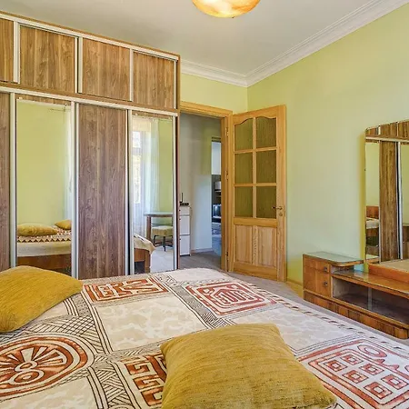 شقة Genovaite House *
