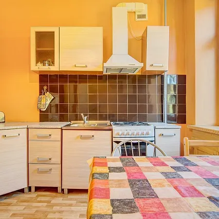 شقة Genovaite House *